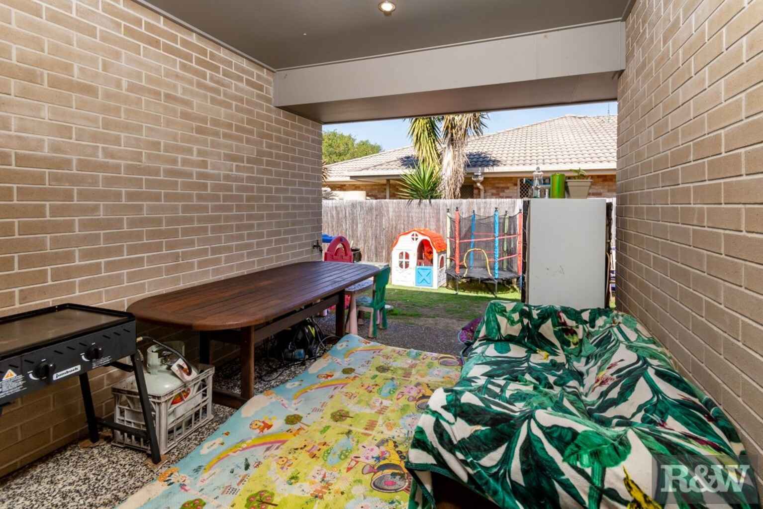 1 & 2/98 Pauls Road Upper Caboolture