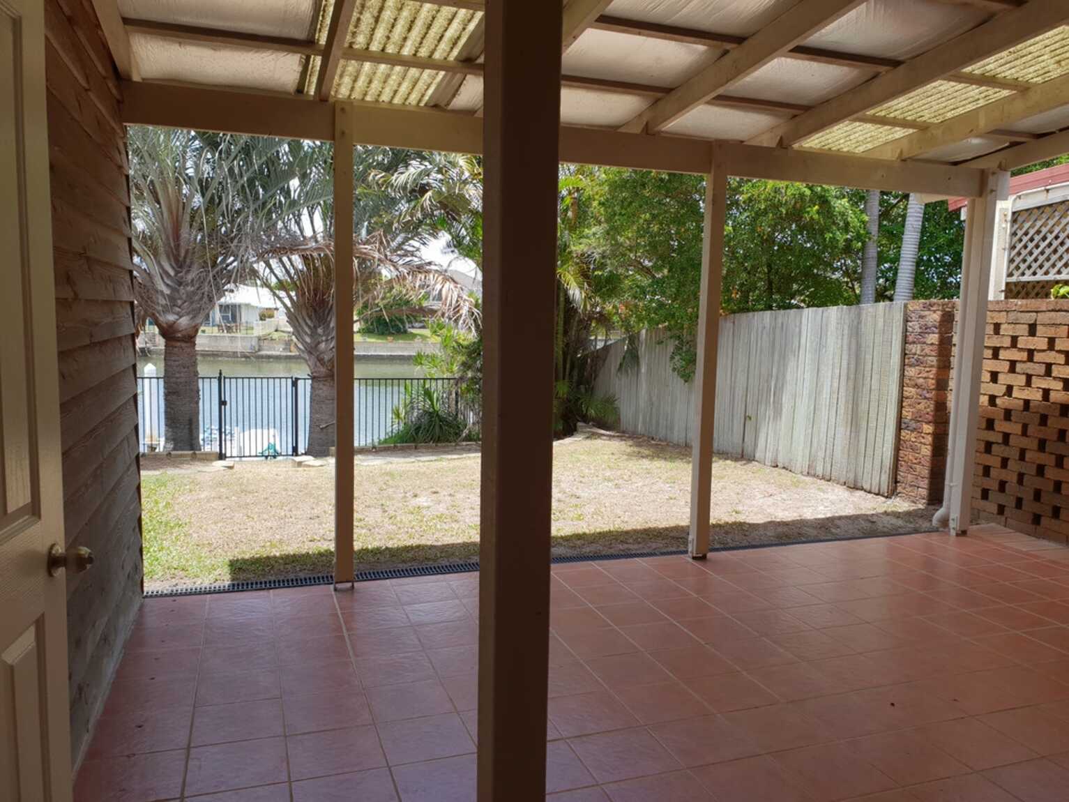 2/14 Jasmin Drive Bongaree