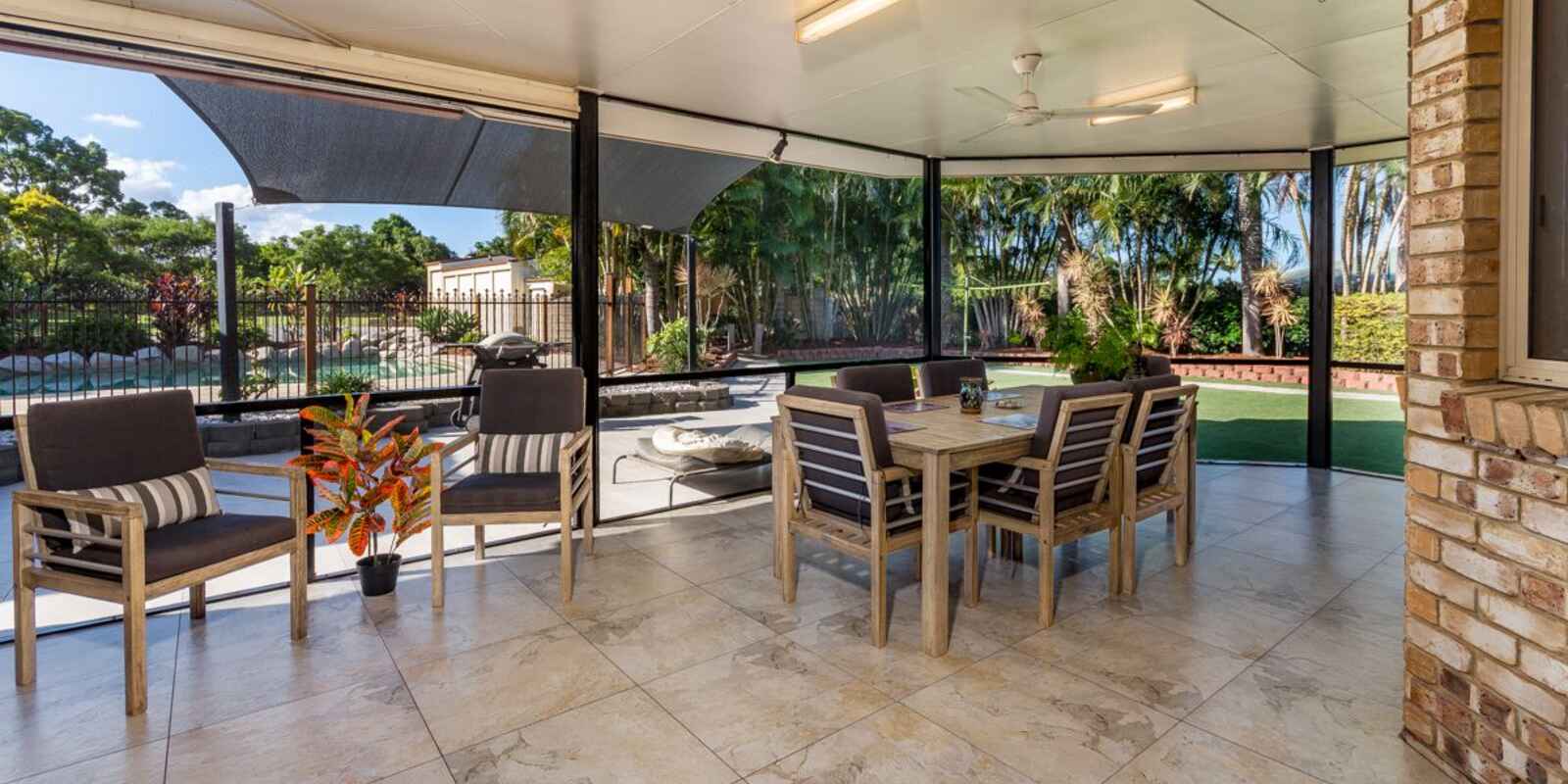 5-7 High Road Burpengary East 5-7 High Road Burpengary East