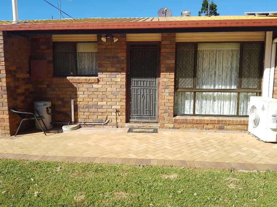 2/12 Charles Street Caboolture