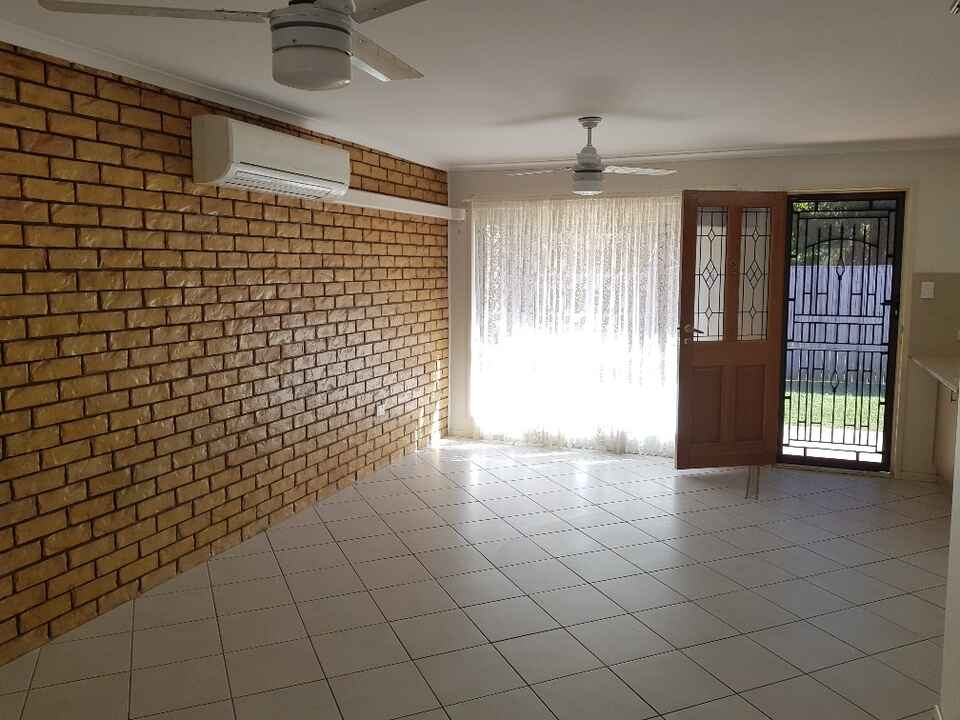 2/12 Charles Street Caboolture