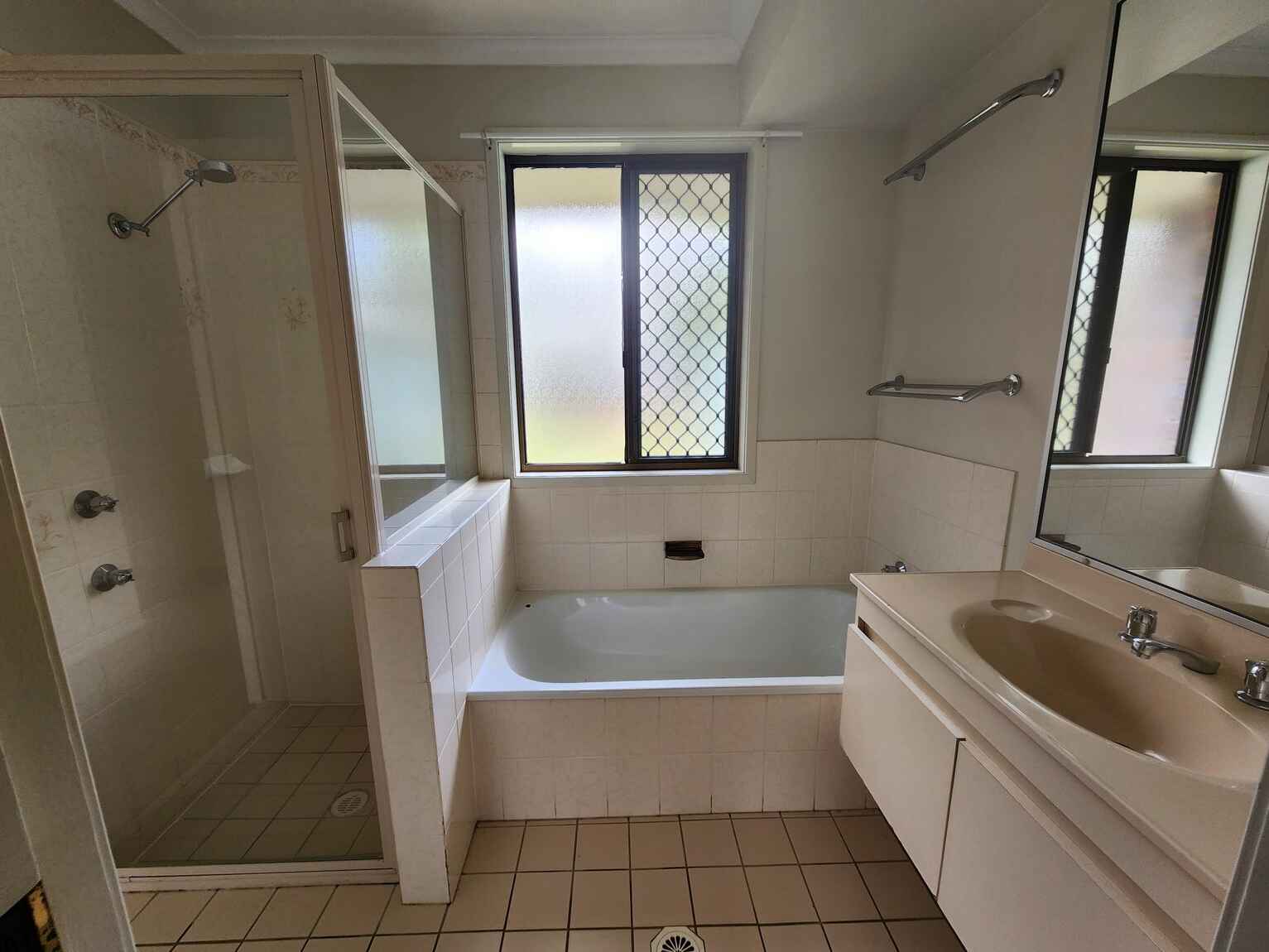 24 Pardalote Place Bellmere