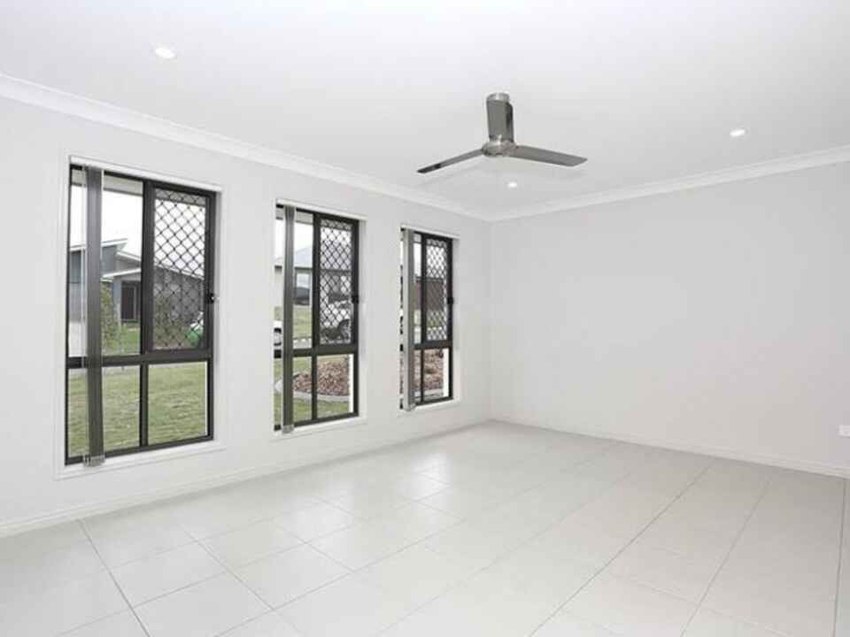 52 Noble Crescent Narangba