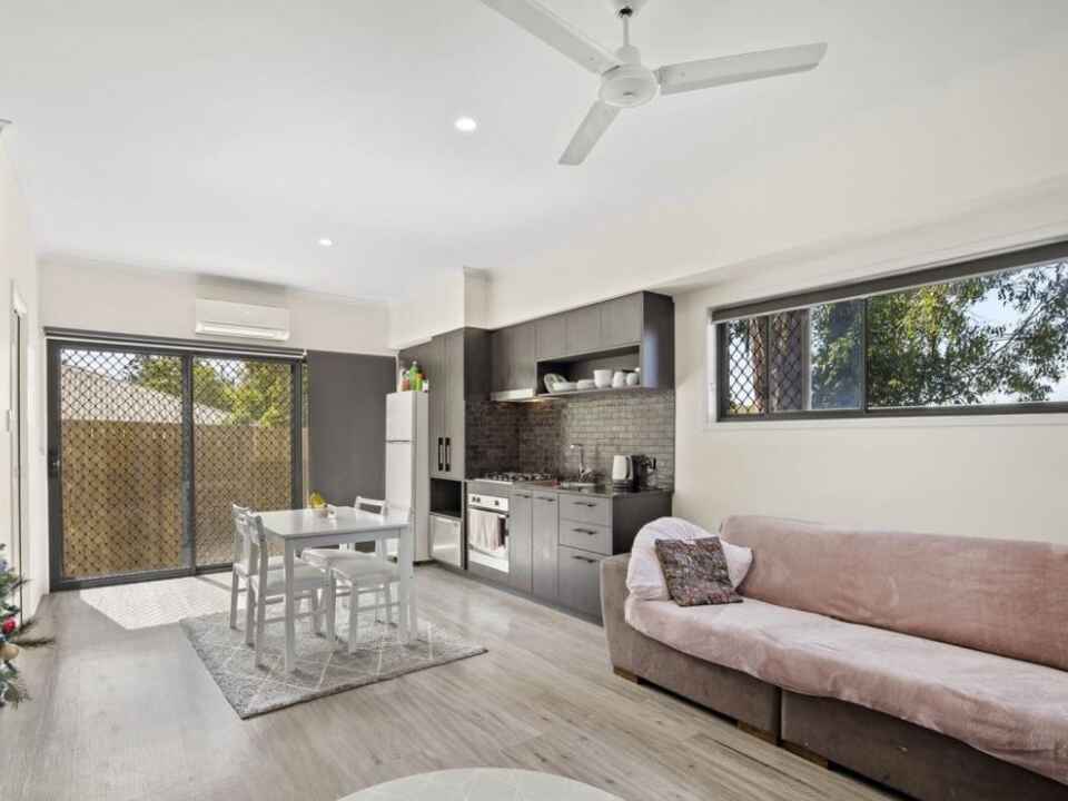 4/3 Butcher Avenue Lawnton