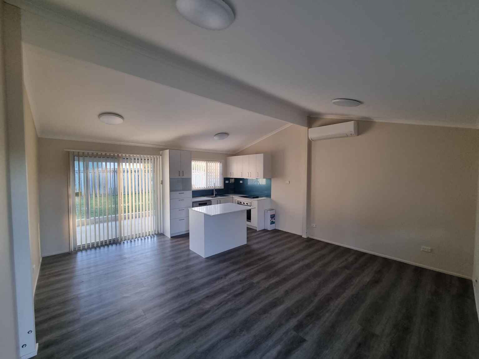 1 Parakeet Court Deception Bay 1 Parakeet Court Deception Bay