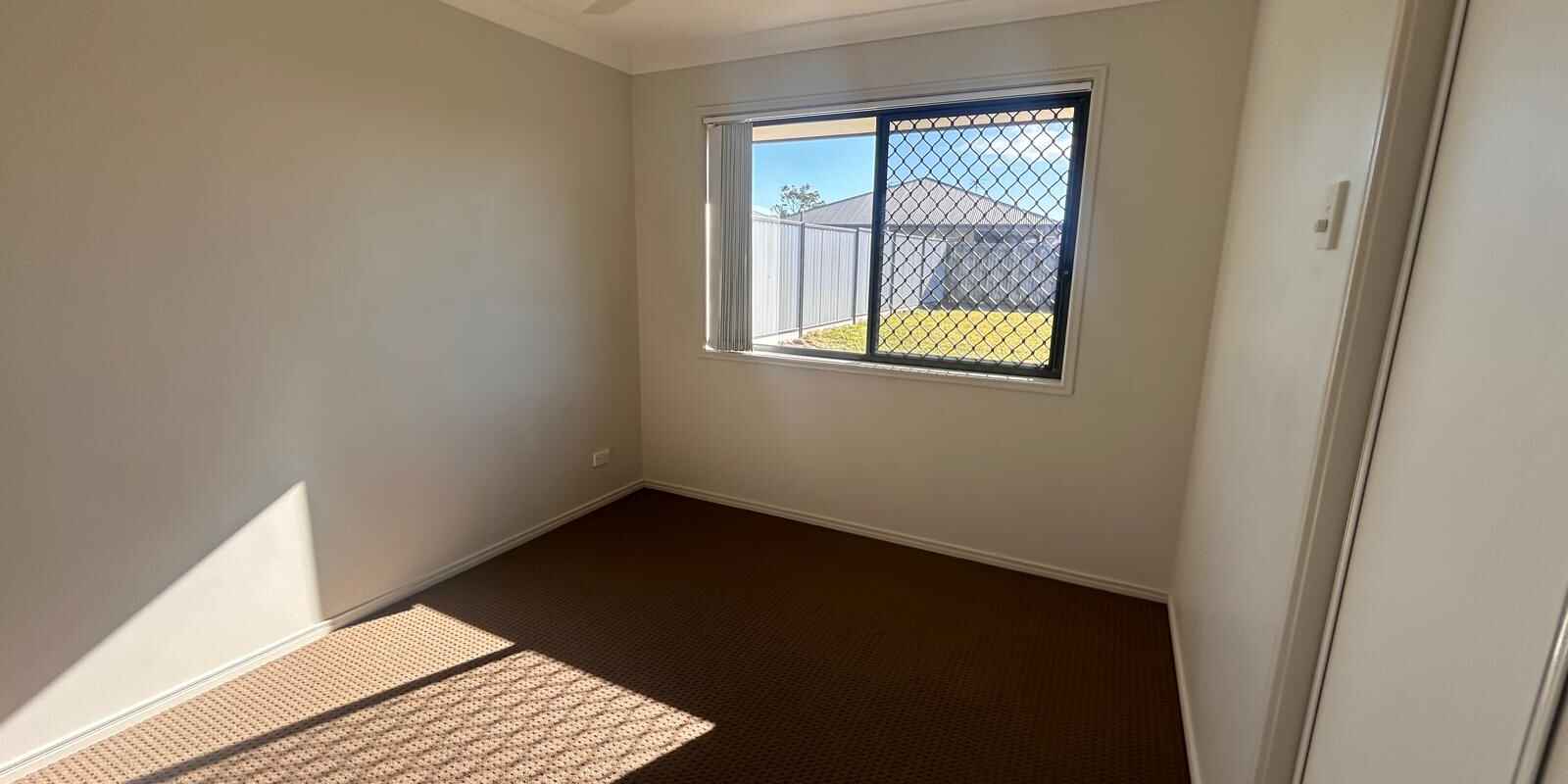 2/17 Sims Street Caboolture