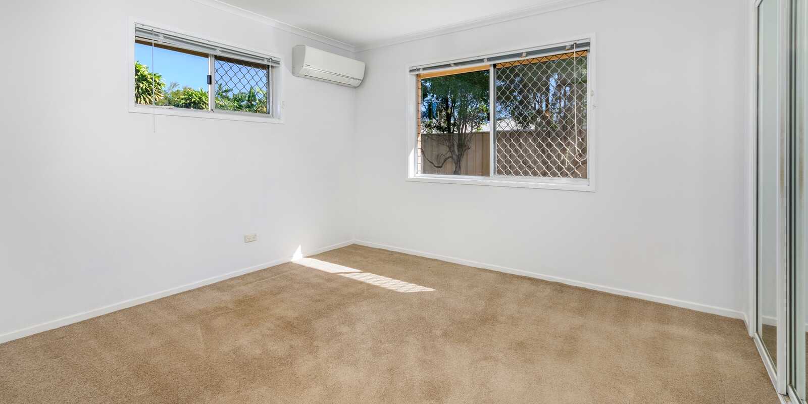 15 Endeavour Drive Banksia Beach