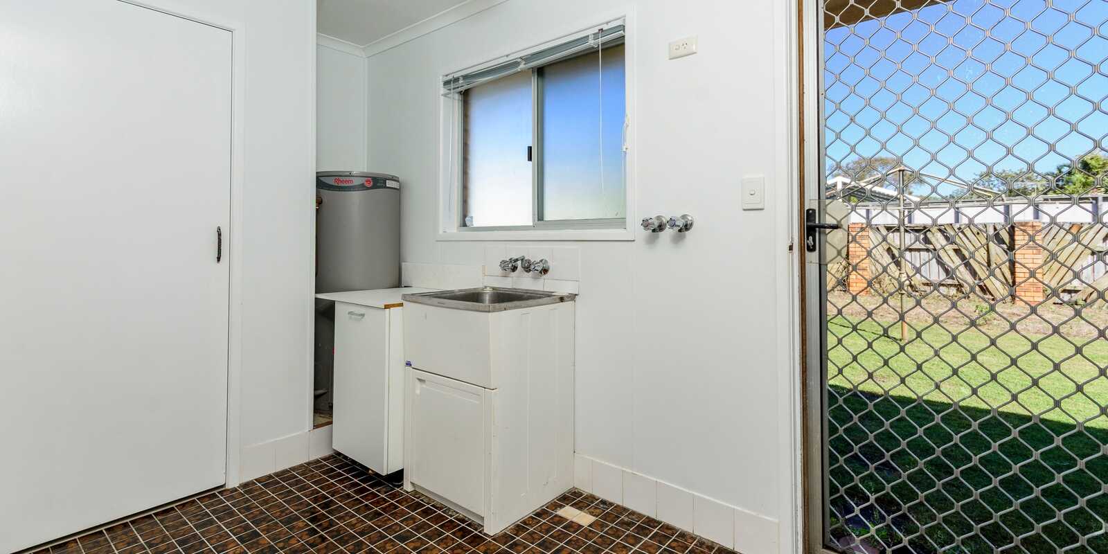 15 Endeavour Drive Banksia Beach