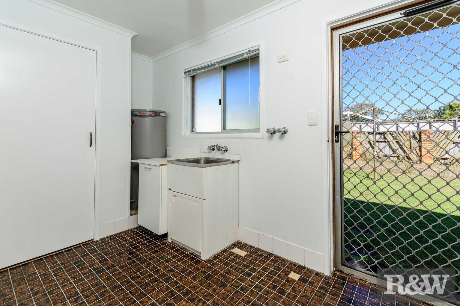 15 Endeavour Drive Banksia Beach