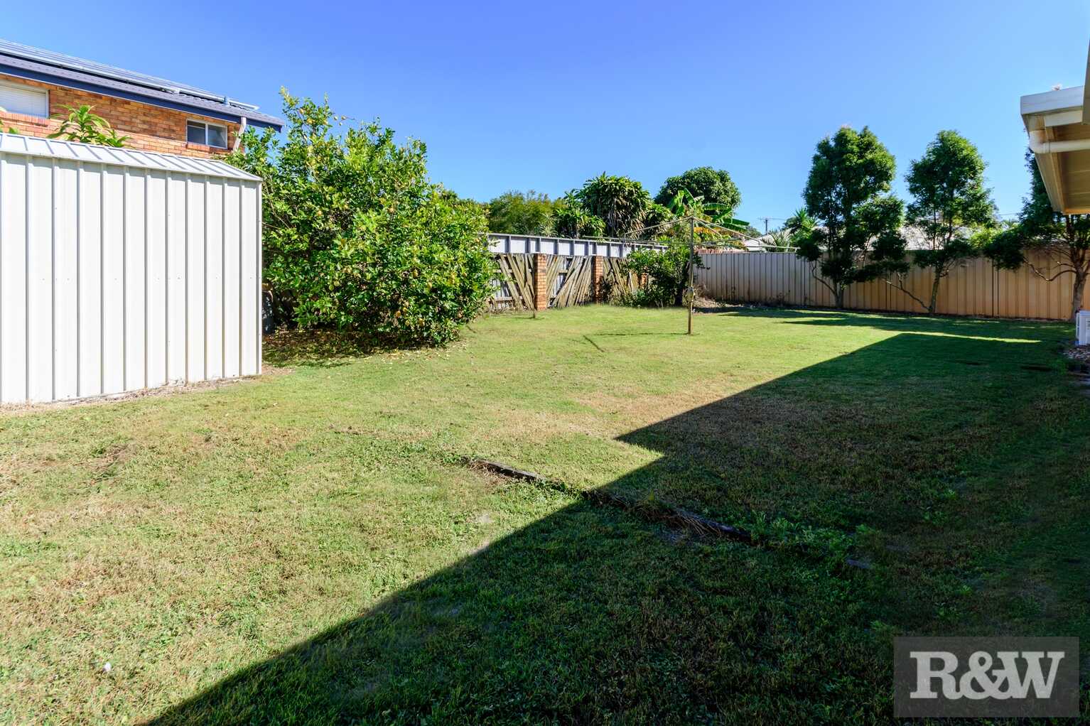 15 Endeavour Drive Banksia Beach
