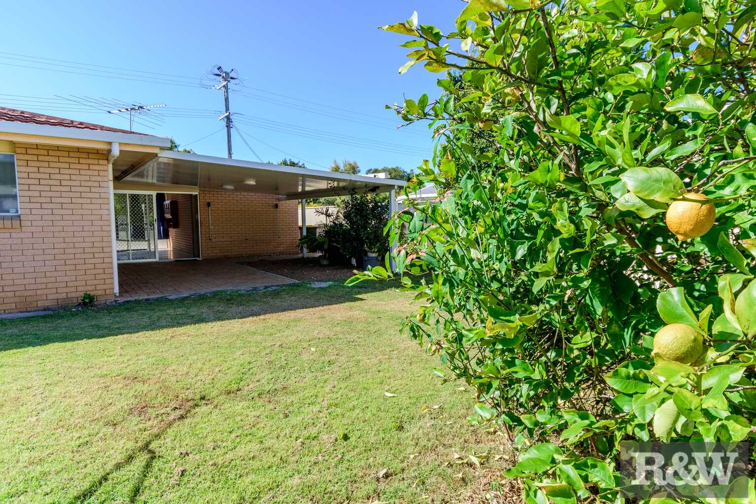 15 Endeavour Drive Banksia Beach