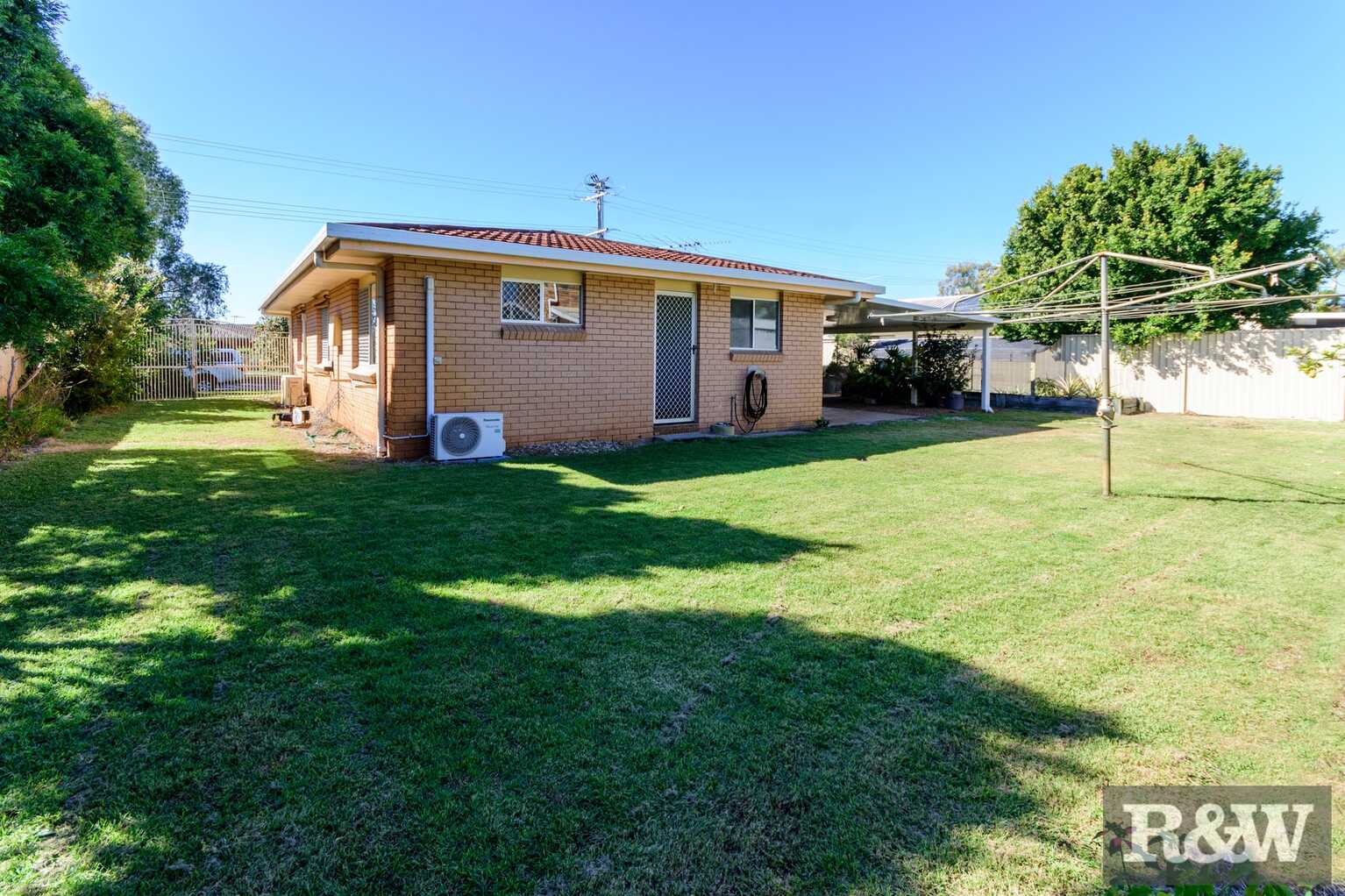 15 Endeavour Drive Banksia Beach