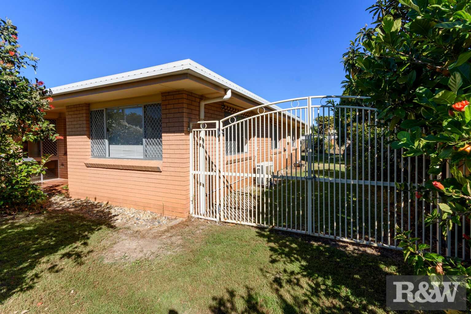 15 Endeavour Drive Banksia Beach