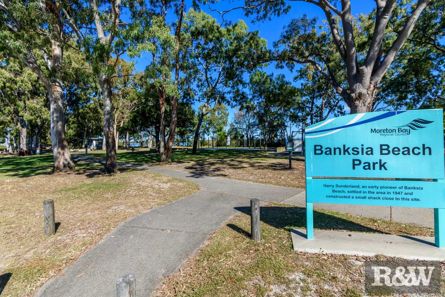 15 Endeavour Drive Banksia Beach