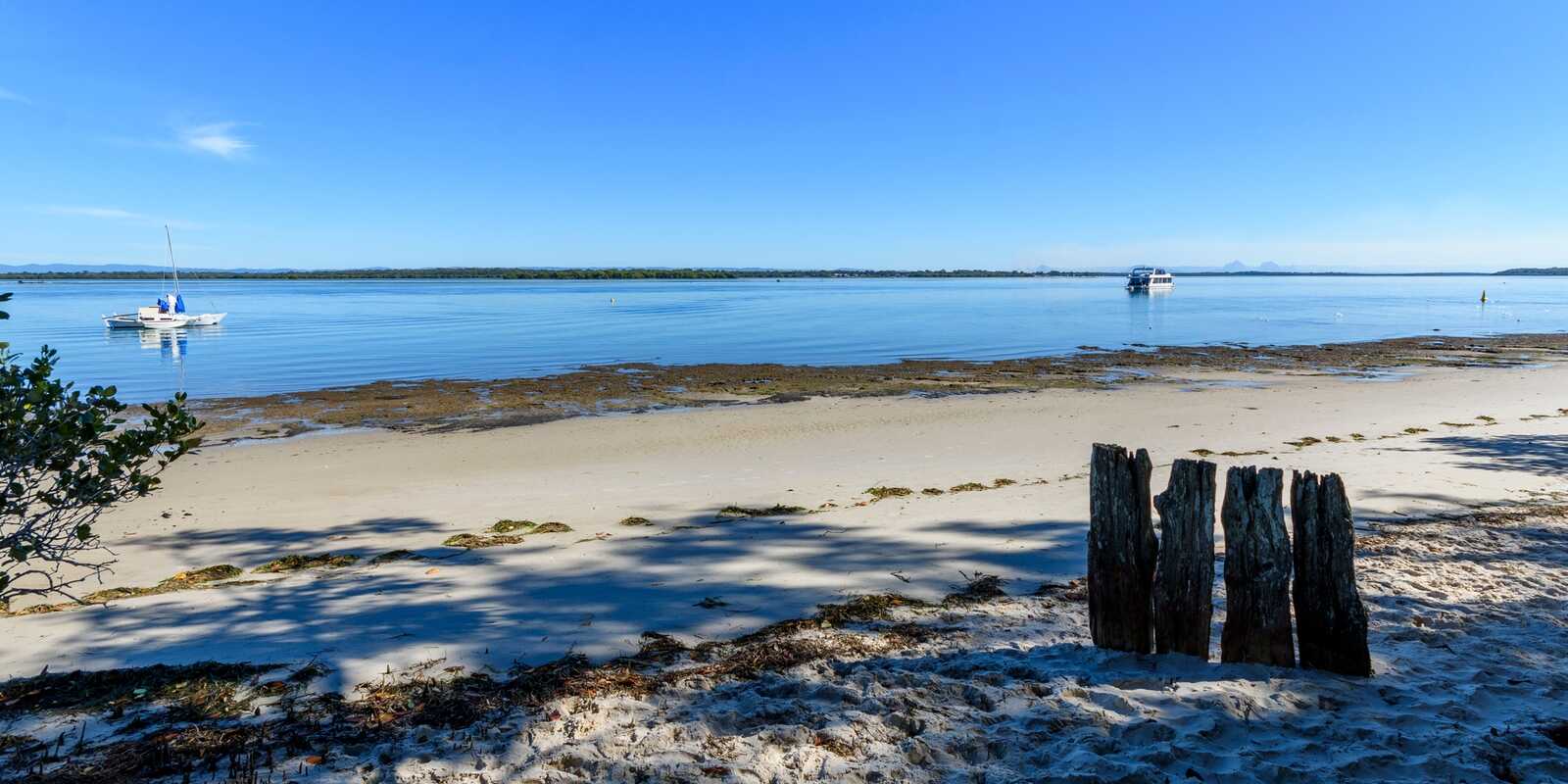 15 Endeavour Drive Banksia Beach