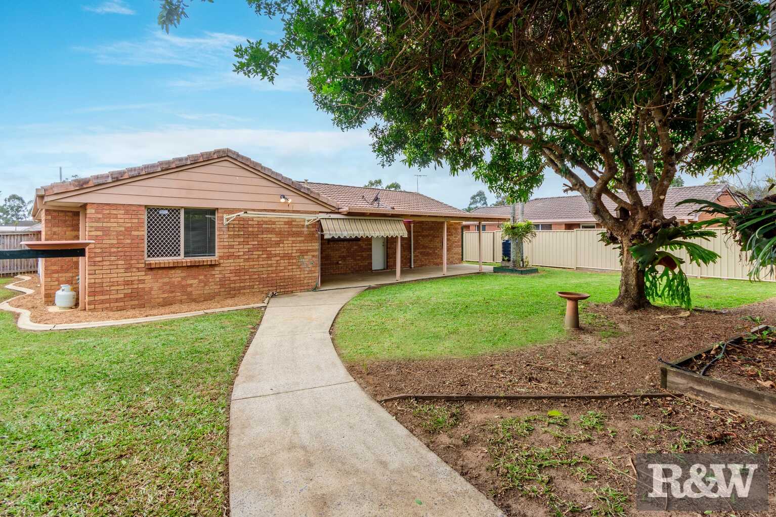 25 Crestwell Close Morayfield