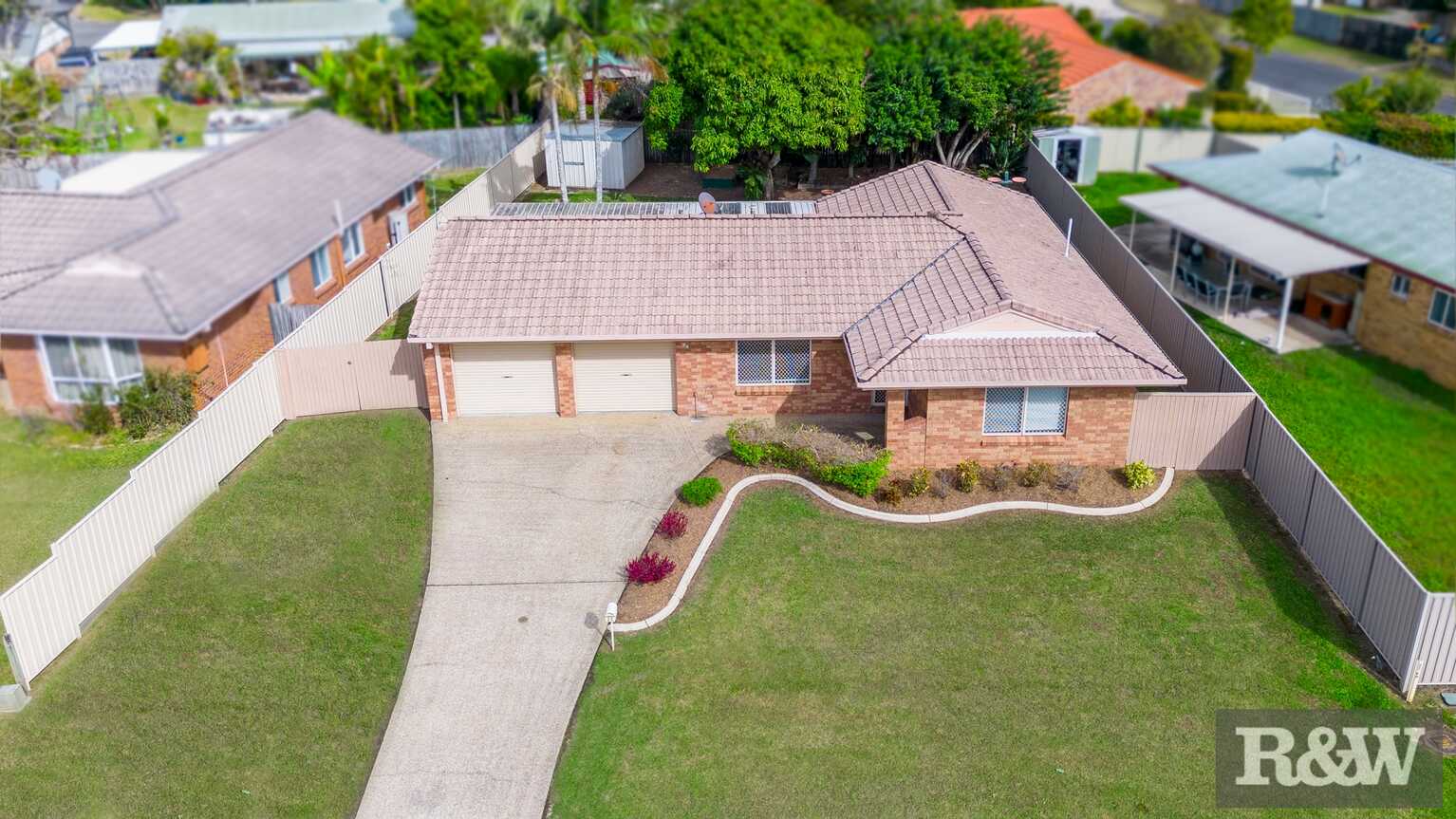 25 Crestwell Close Morayfield