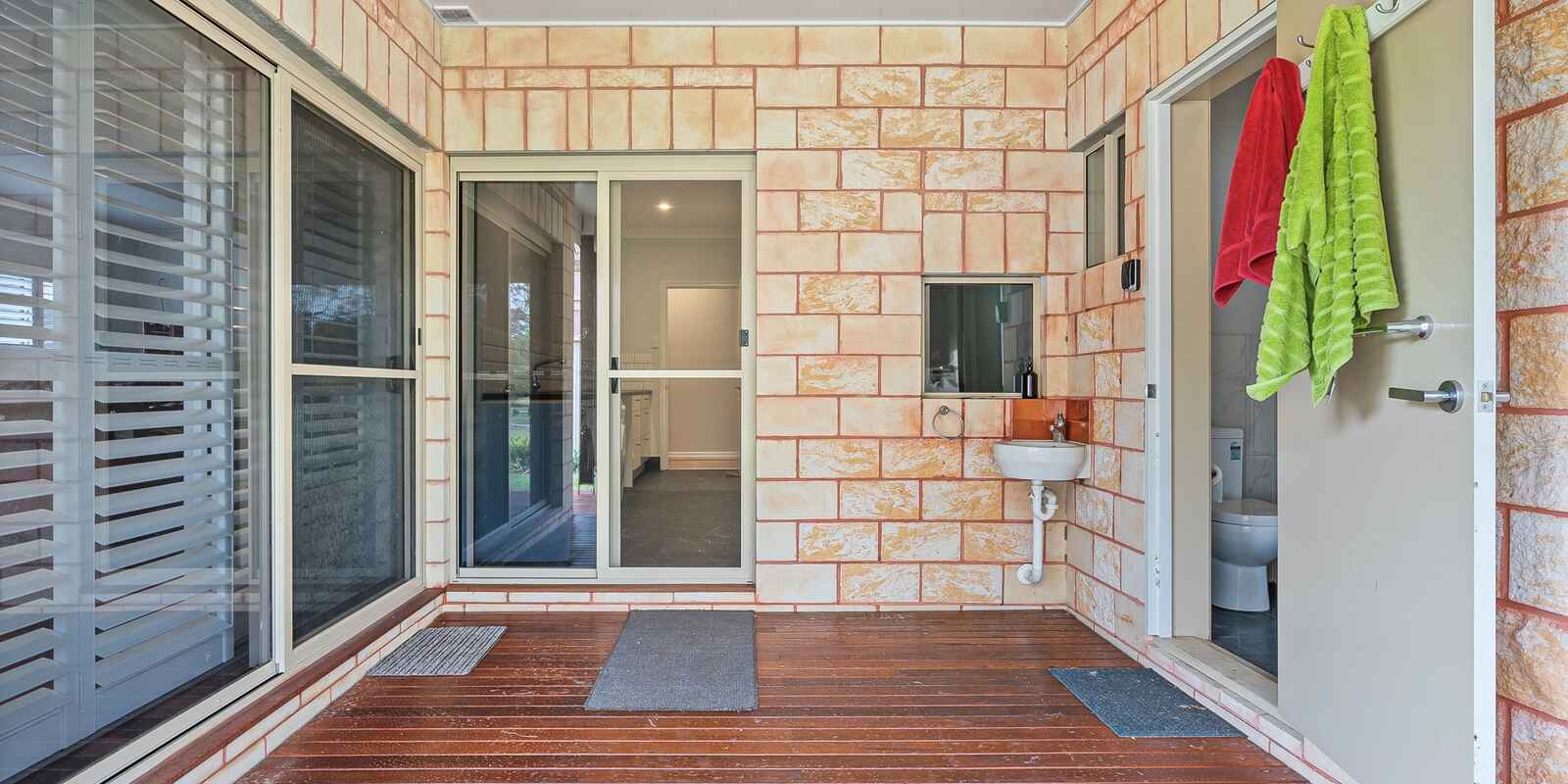 8-16 Braces Place Caboolture 8-16 Braces Place Caboolture