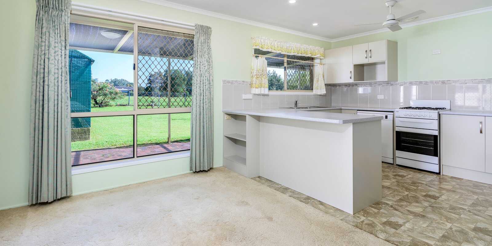10 Avala Crescent Elimbah 10 Avala Crescent Elimbah