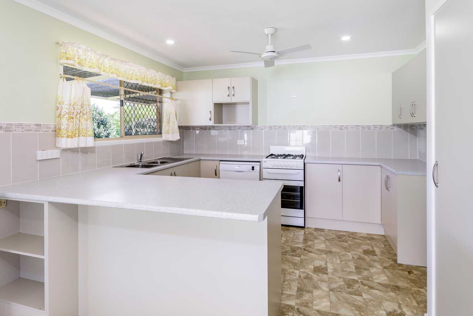 10 Avala Crescent Elimbah 10 Avala Crescent Elimbah