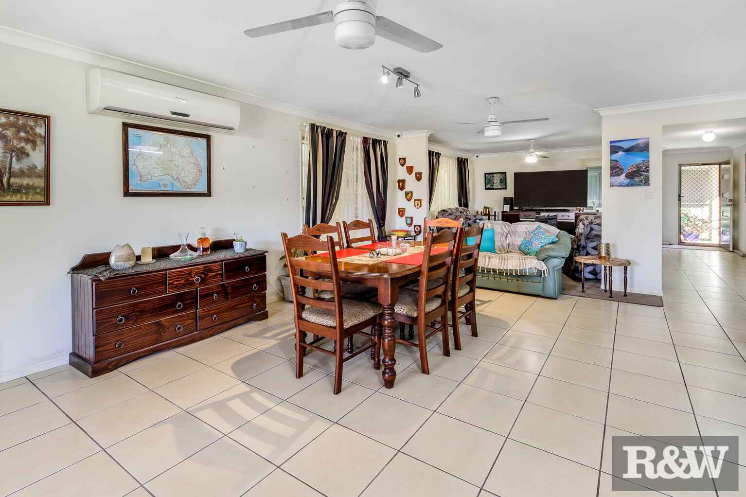 5 Coach Road West Morayfield 5 Coach Road West Morayfield