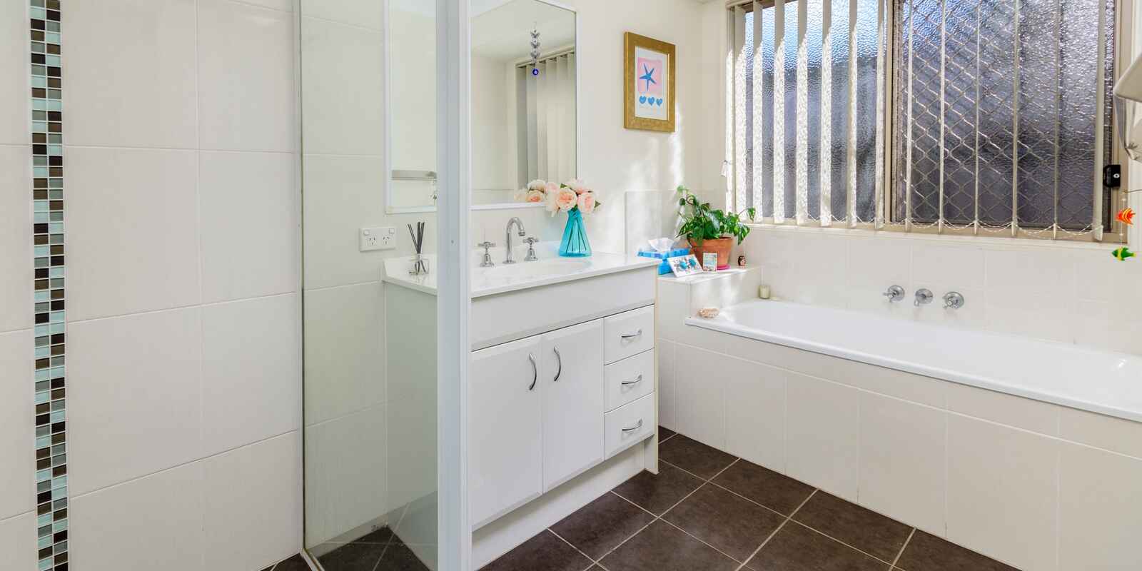 5 Coach Road West Morayfield