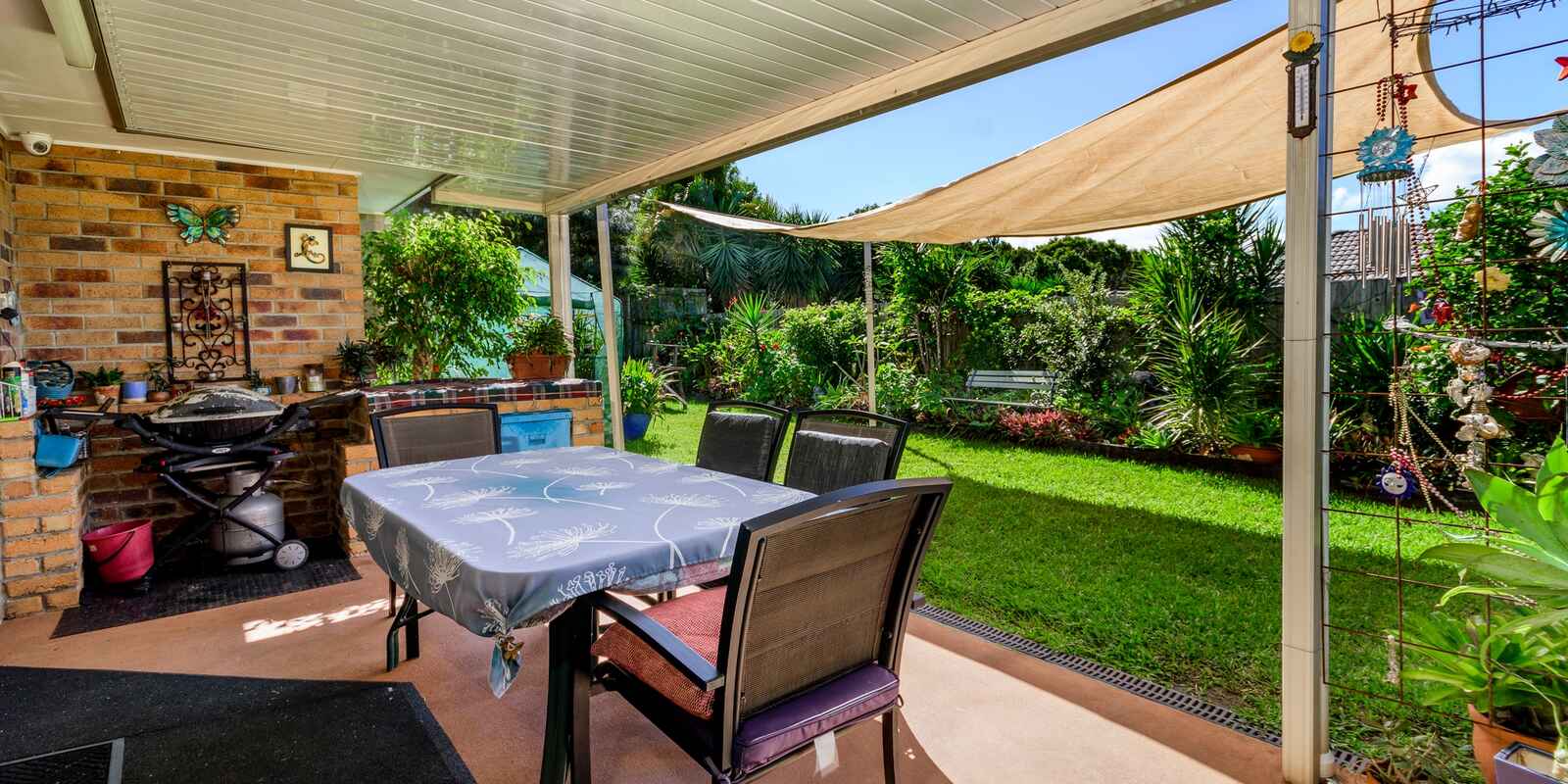 5 Coach Road West Morayfield
