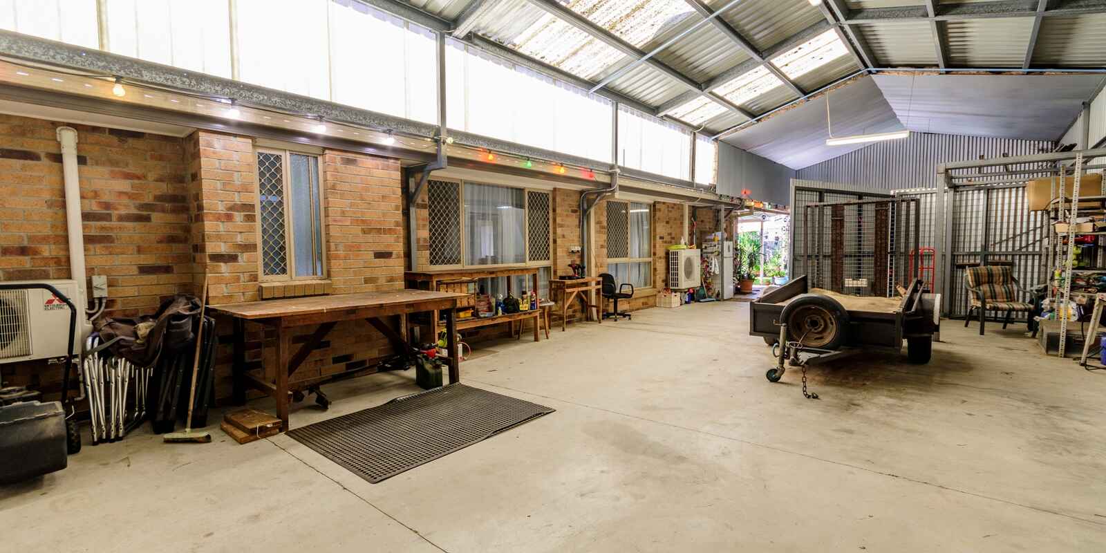 5 Coach Road West Morayfield