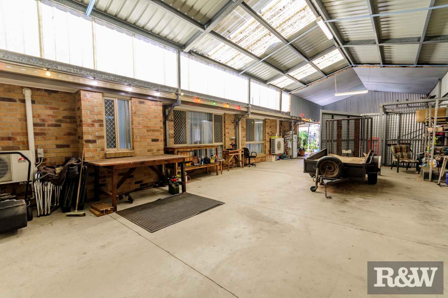 5 Coach Road West Morayfield 5 Coach Road West Morayfield