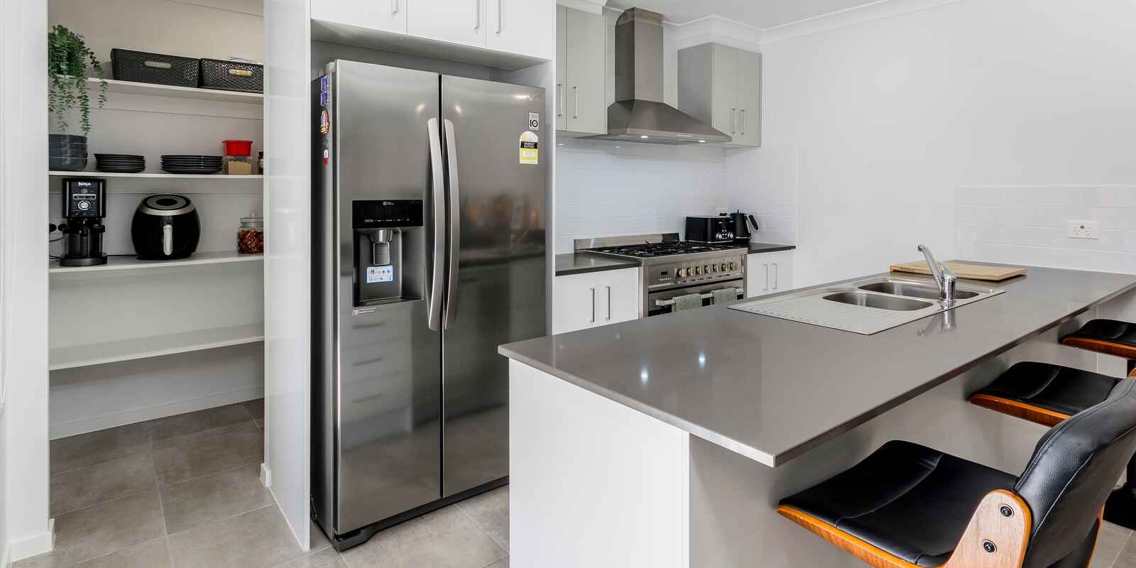 3 Bradman Street D'aguilar 3 Bradman Street D'aguilar