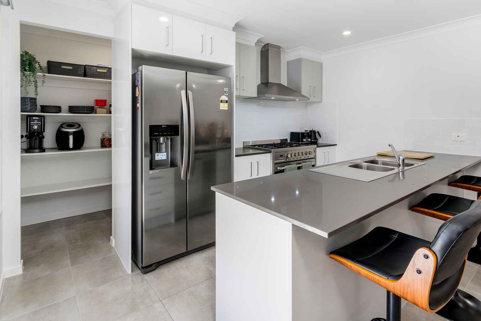 3 Bradman Street D'aguilar 3 Bradman Street D'aguilar