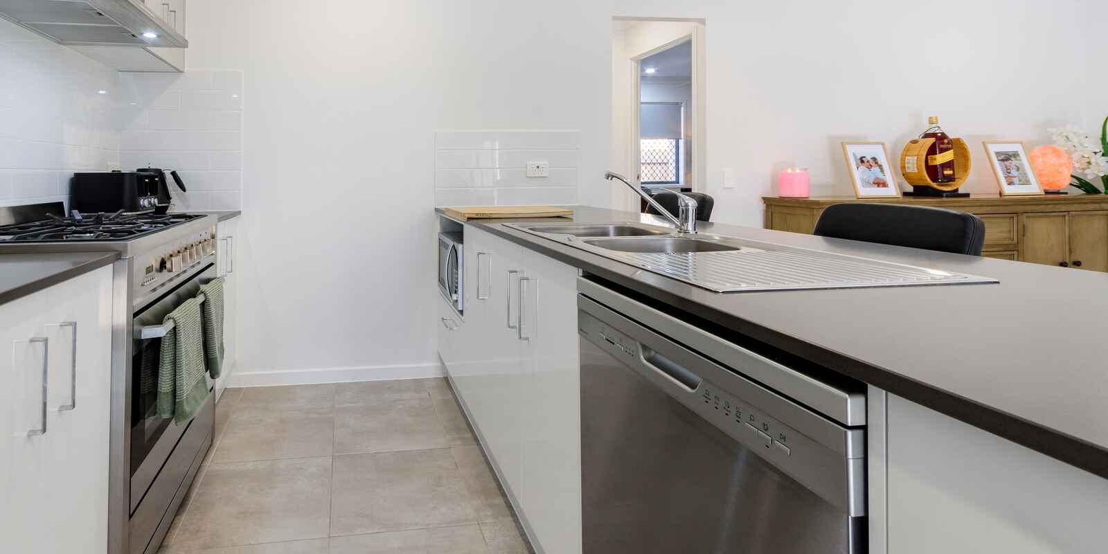 3 Bradman Street D'aguilar 3 Bradman Street D'aguilar