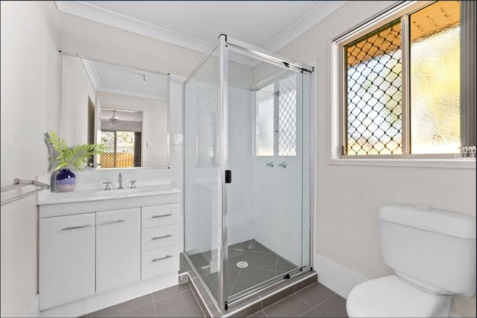 25 Grant Road Morayfield