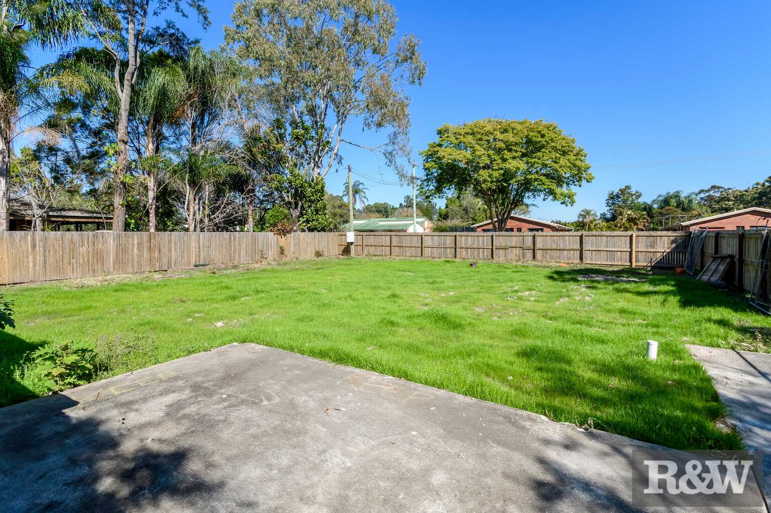 25 Grant Road Morayfield