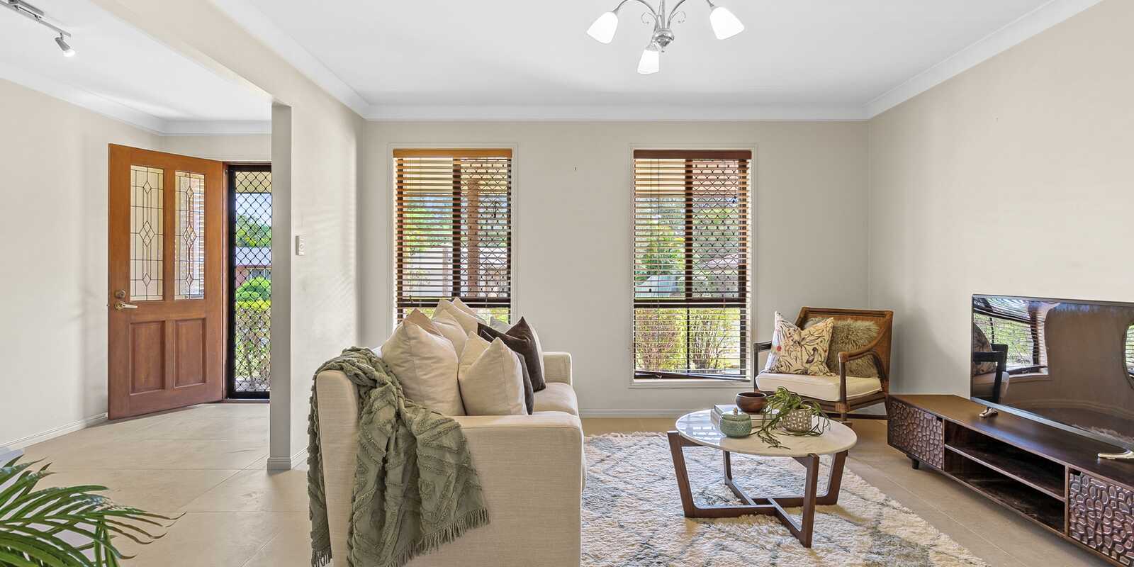 10 Crebra Court Bellmere