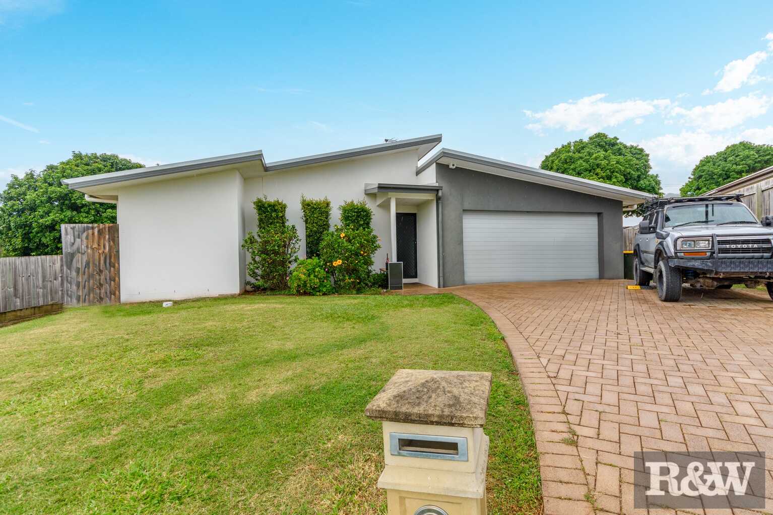 73 Willowleaf Circuit Upper Caboolture