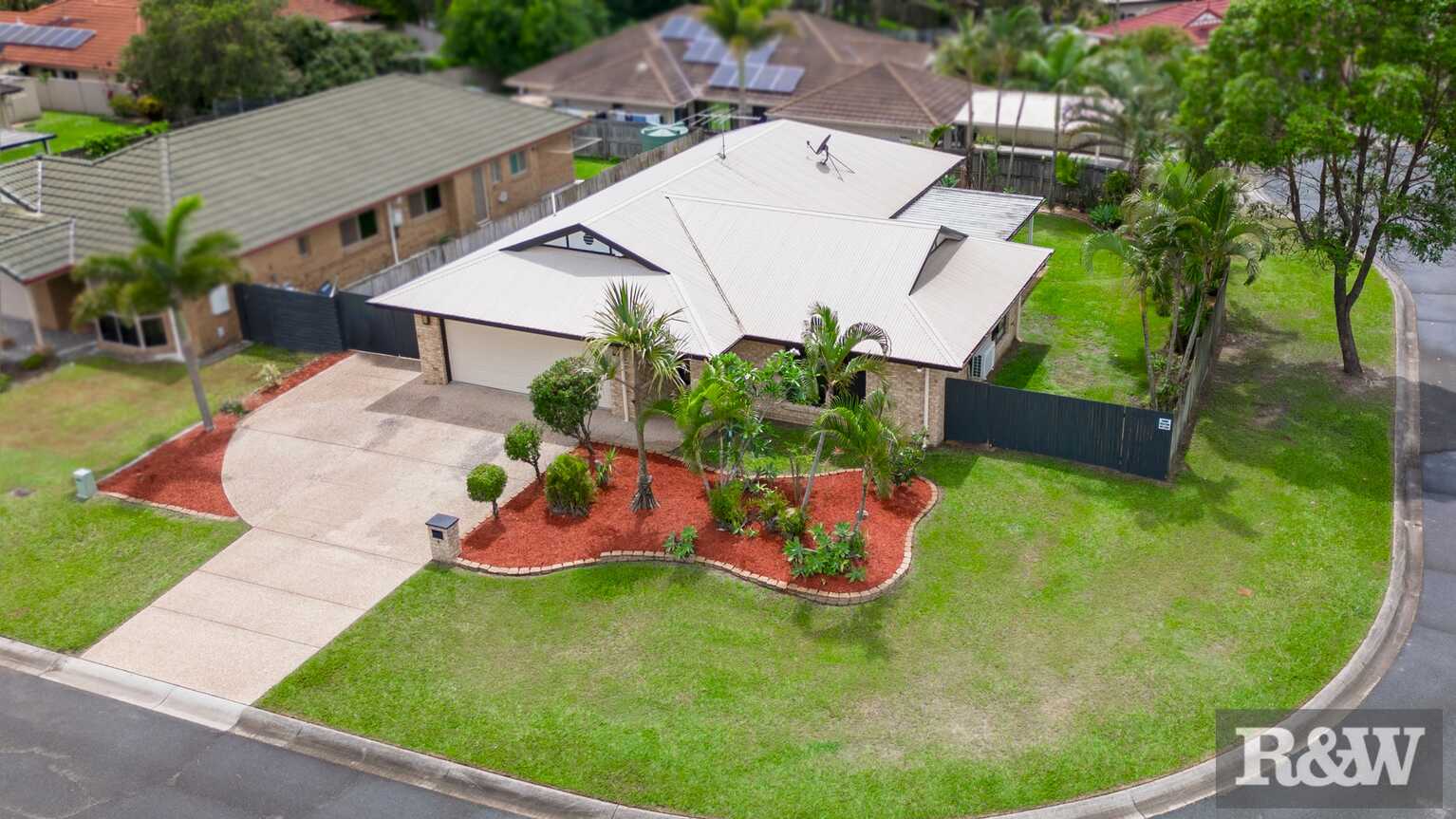 9 Fazey Close Caboolture