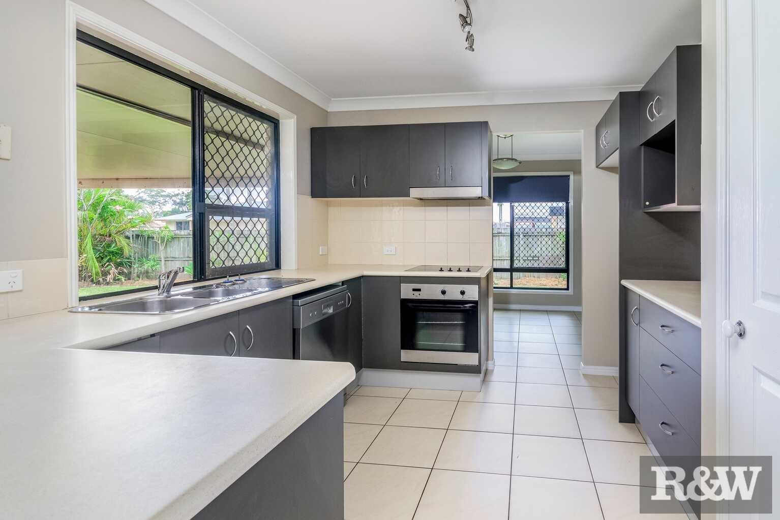 9 Fazey Close Caboolture
