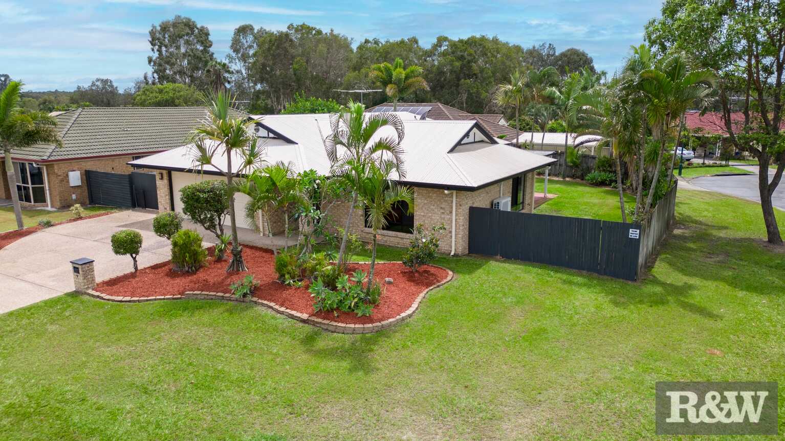 9 Fazey Close Caboolture