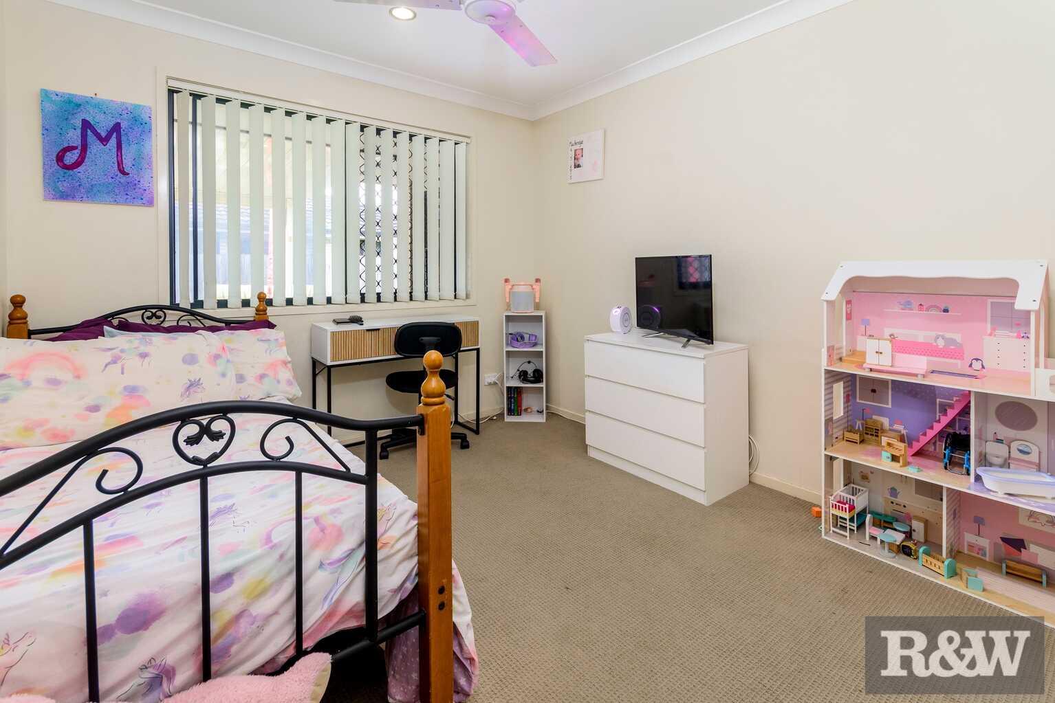 18 Peggy Road Bellmere 18 Peggy Road Bellmere