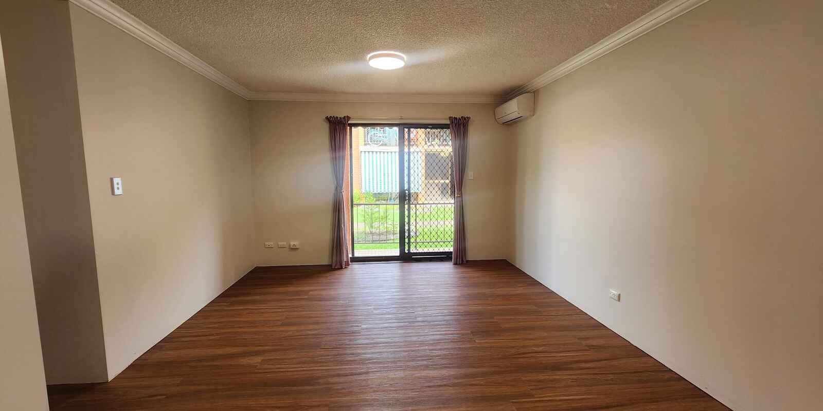 9/73-75 Lower King Street Caboolture