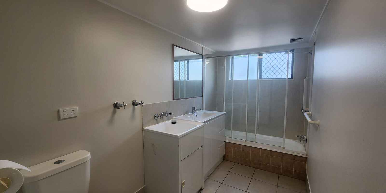 9/73-75 Lower King Street Caboolture