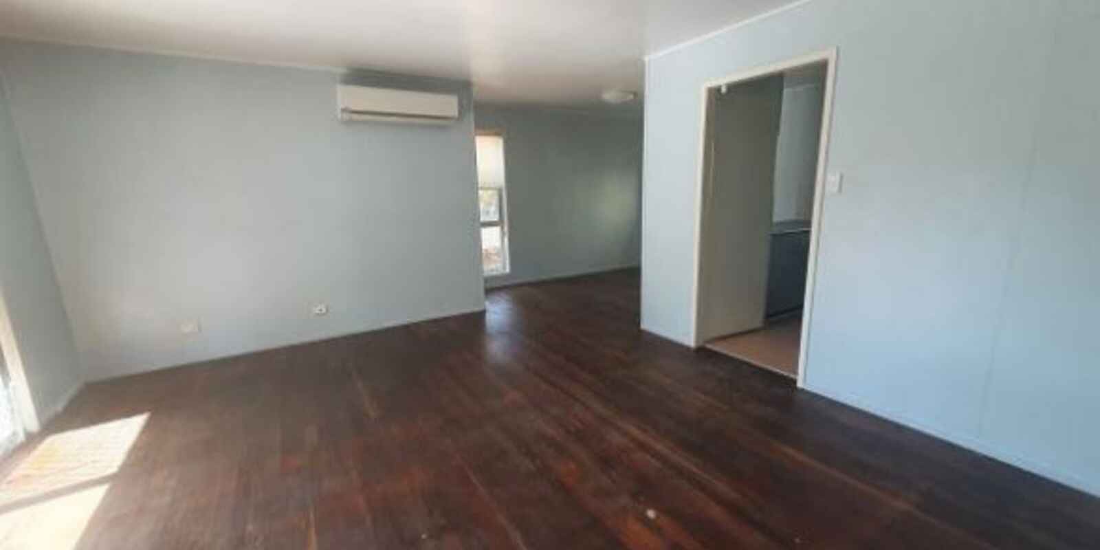 8 Canna Street Deception Bay