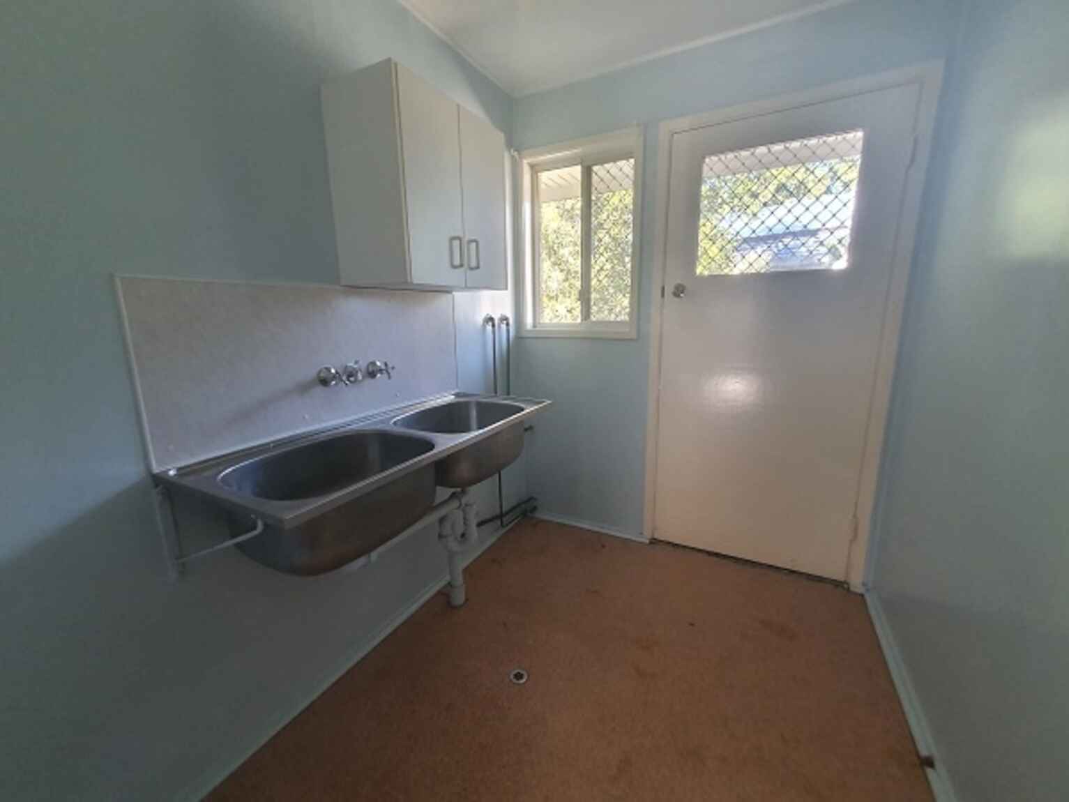 8 Canna Street Deception Bay 8 Canna Street Deception Bay