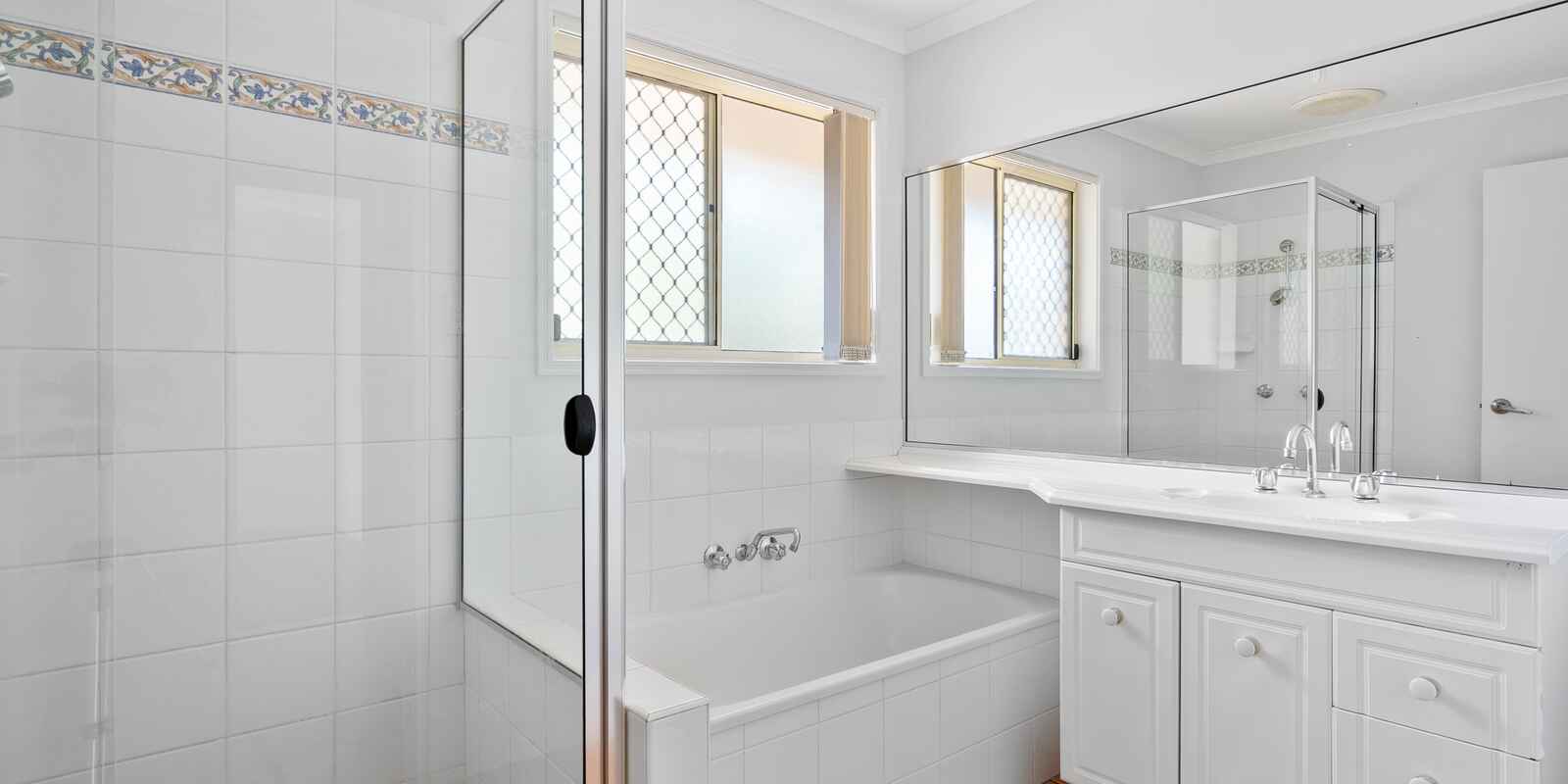 37 Bishop Lane Bellmere 37 Bishop Lane Bellmere