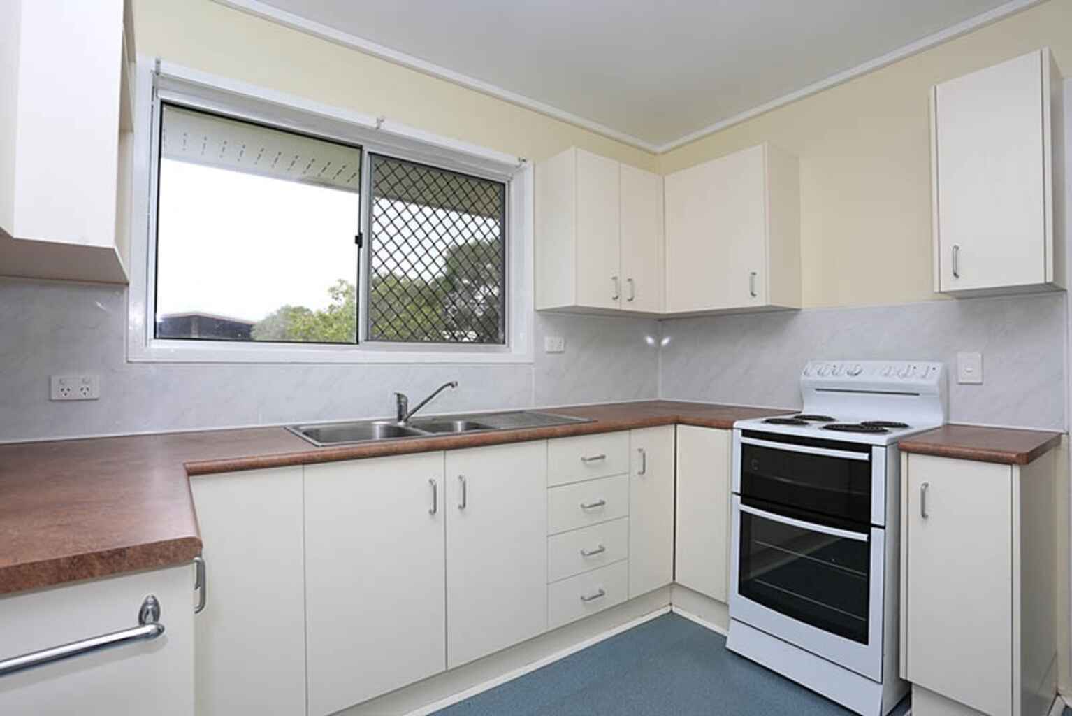 20 Macadamia Street Caboolture South 20 Macadamia Street Caboolture South