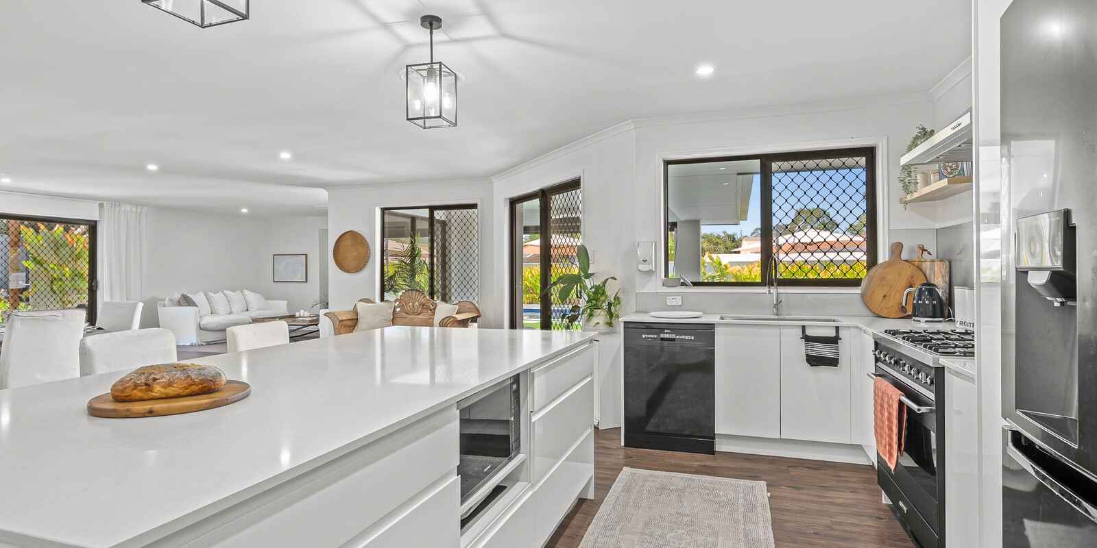 100-102 Chapman Drive Wamuran