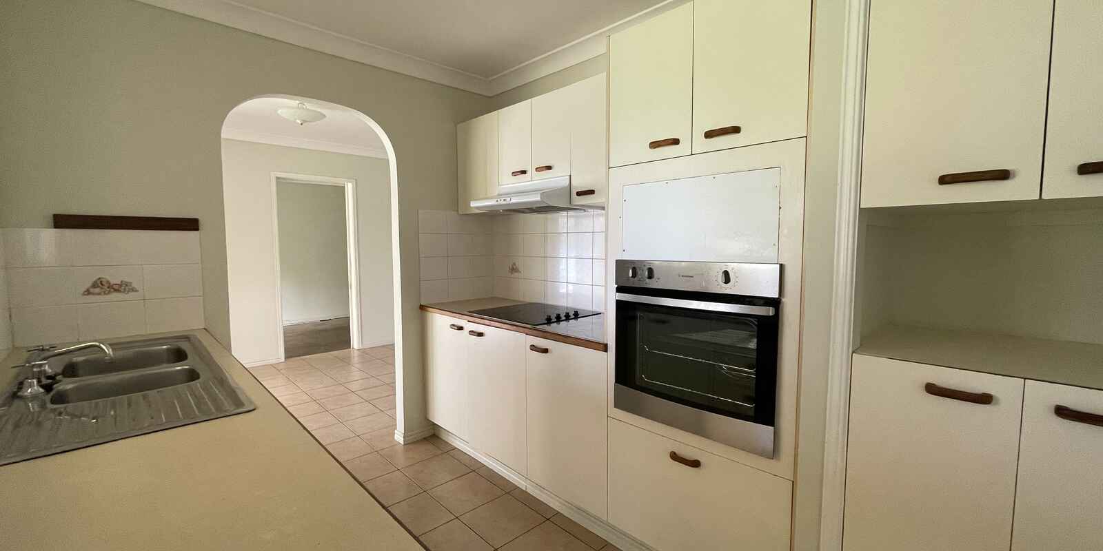 24 Kendall Road Bellmere