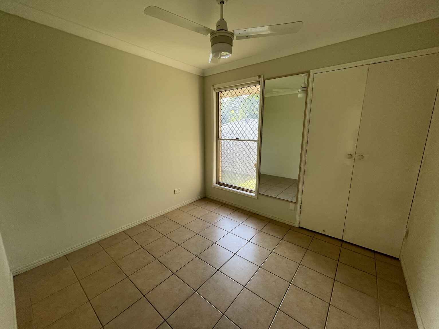 24 Kendall Road Bellmere 24 Kendall Road Bellmere