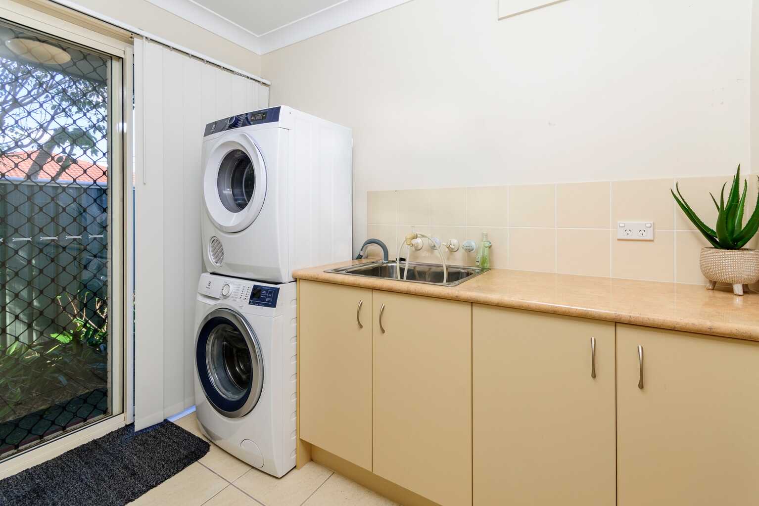 4 Cooee Court Deception Bay